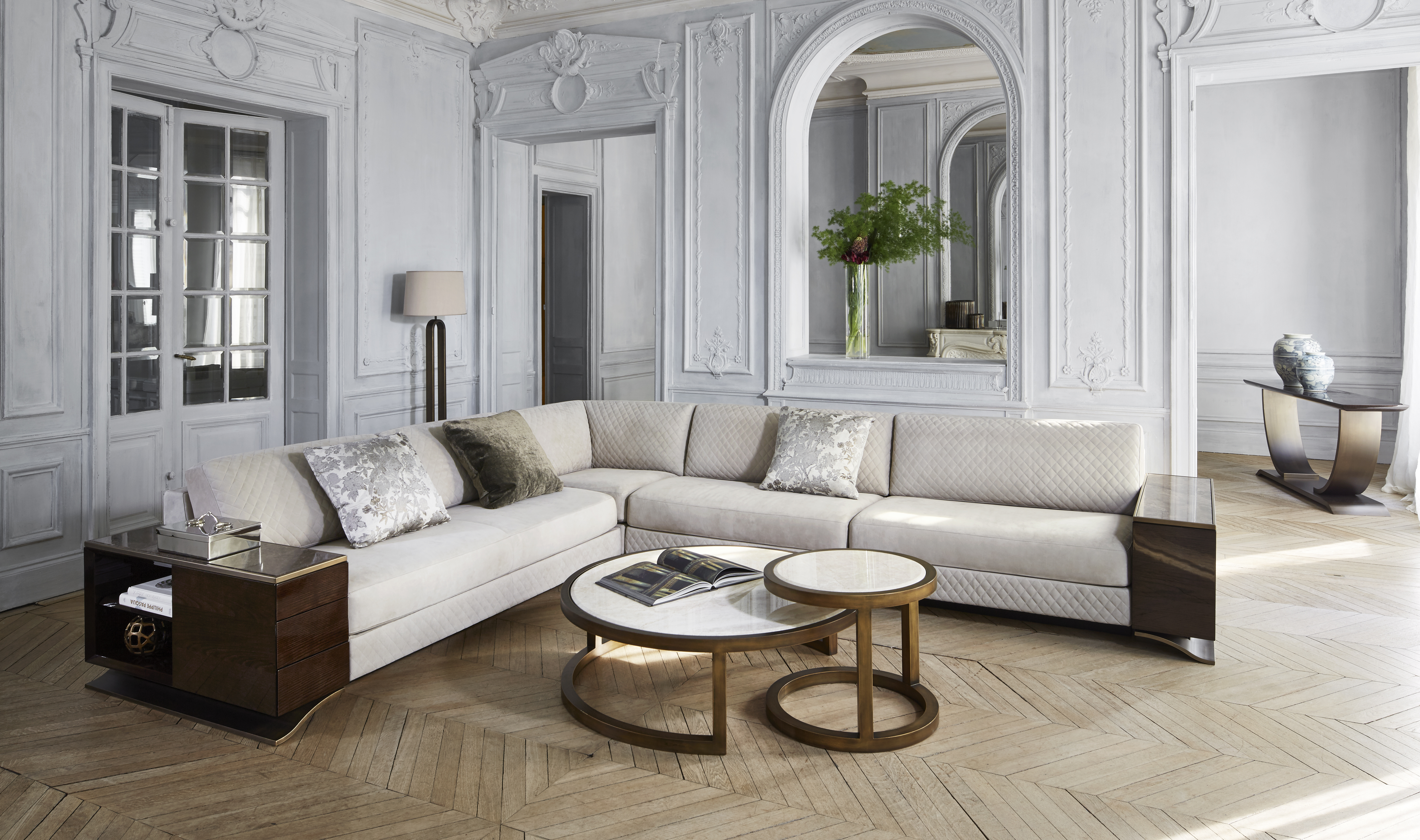 Диван Haussmann