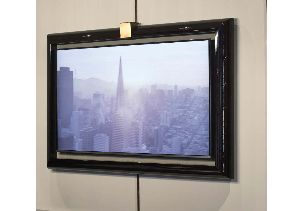 Haussmann Tv Frame
