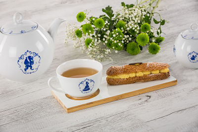 Box Of 4 Teacups Beauty And The Beast