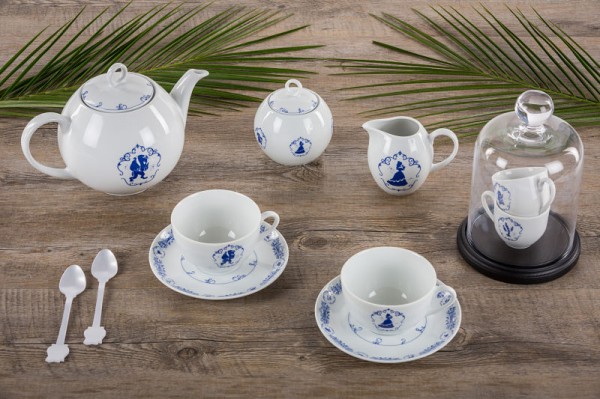 Box Of 4 Teacups Beauty And The Beast